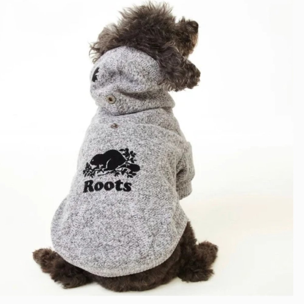 ISO: LOOKING TO BUY roots Pooch pet dog Salt and Pepper sweater size 16